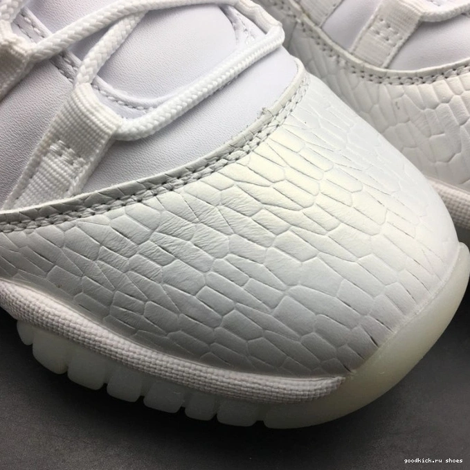 Jordan Low 897331-100 Frost White 11 Air Heiress 0712